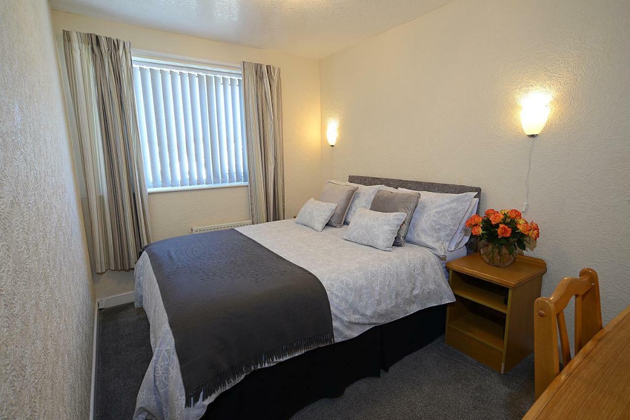 Twelve Apartments Blackpool Eksteriør billede